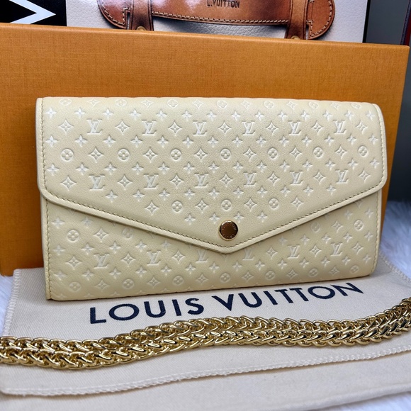 🔥2023 Spring/Summer Louis Vuitton•Nanogram Sarah Wallet - Picture 1 of 10